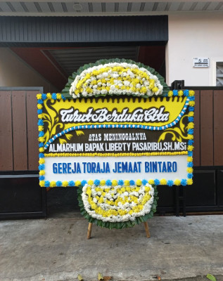 Papan Bunga Duka di Kedungpoh